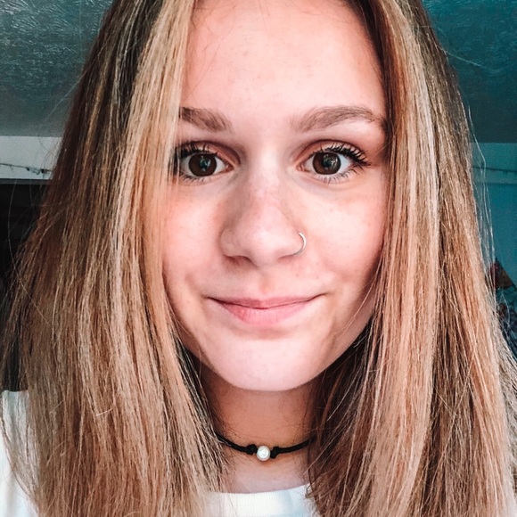 Meet your Posher, Mara - Picture 6 of 6